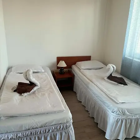Guest Grudovi